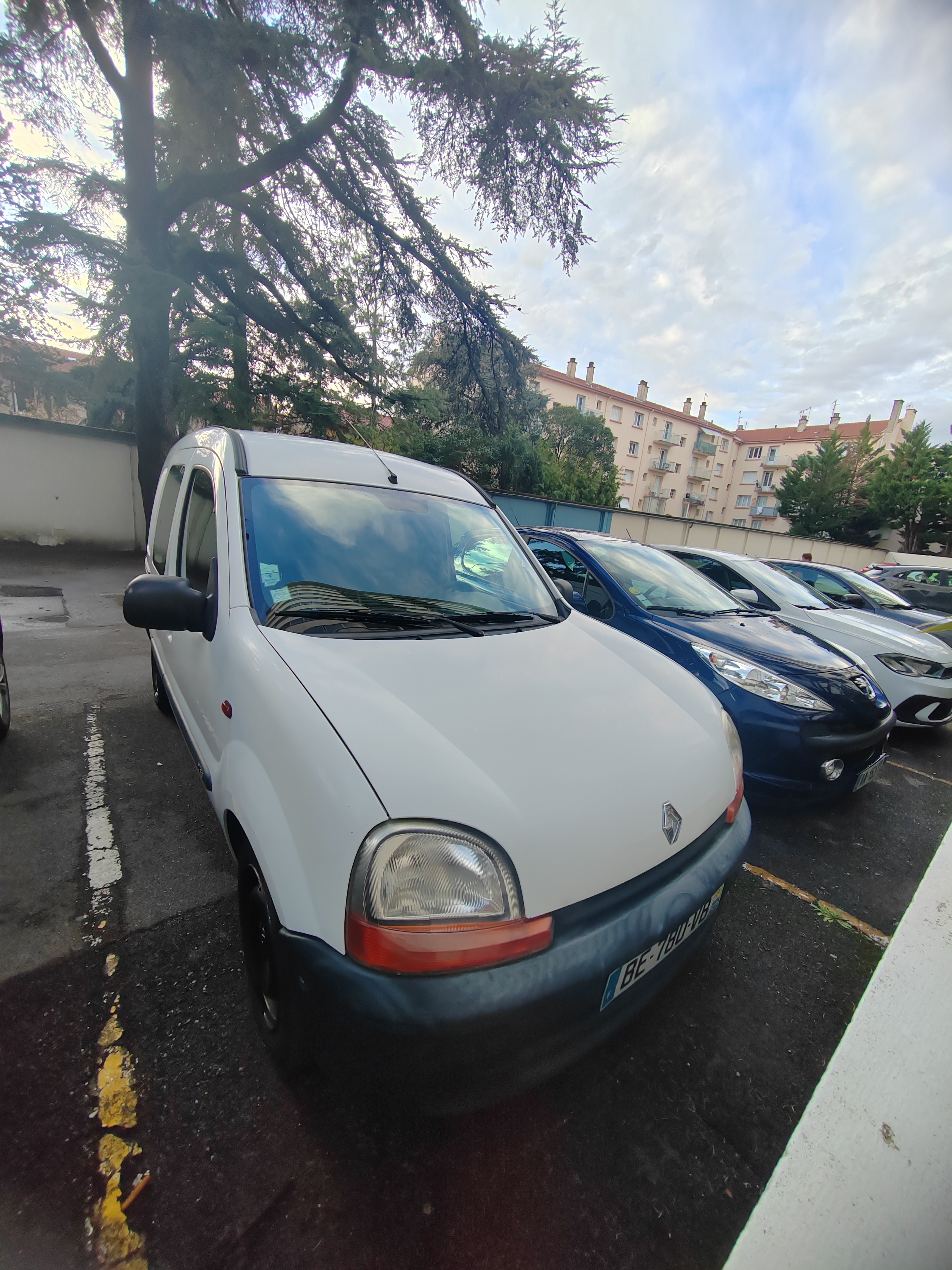 Service avec fourgon 26 entre particuliers